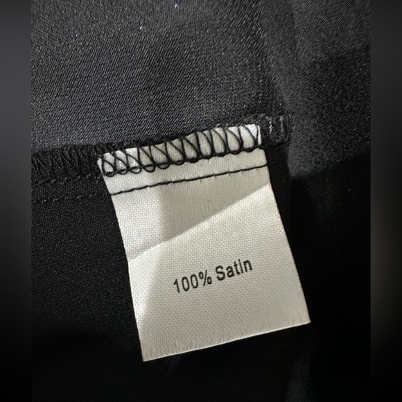 Black Modest Flare Long-Sleeve Satin Maxi Party Gown – Size Large - Picture 15 of 17